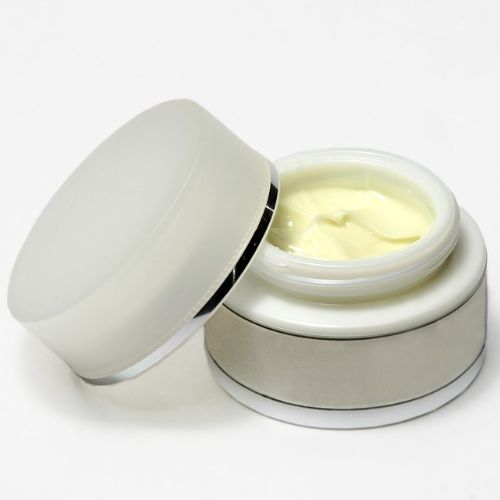 cbd-oil-beauty-recipes-skin